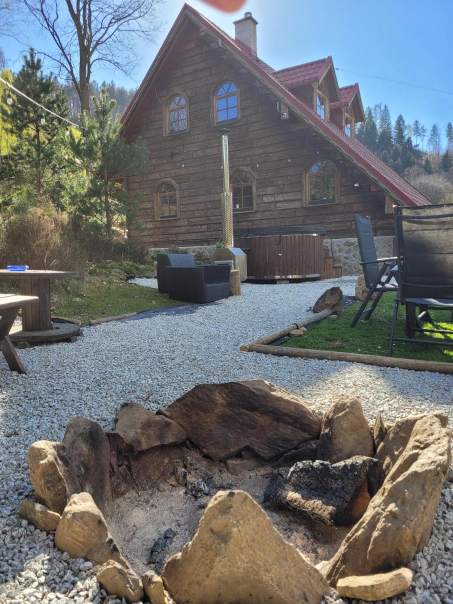 Michalkowa Forest Camp Dom W Gorach Sowich מראה חיצוני תמונה